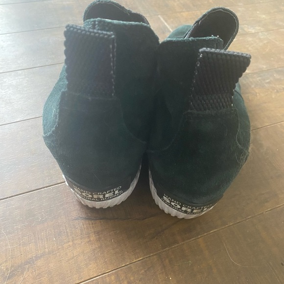 Sorel Out N About Slip on Wedge shoes - Picture 4 of 14